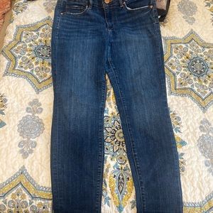 Ann Taylor skinny jeans EUC size 6 tapered legs